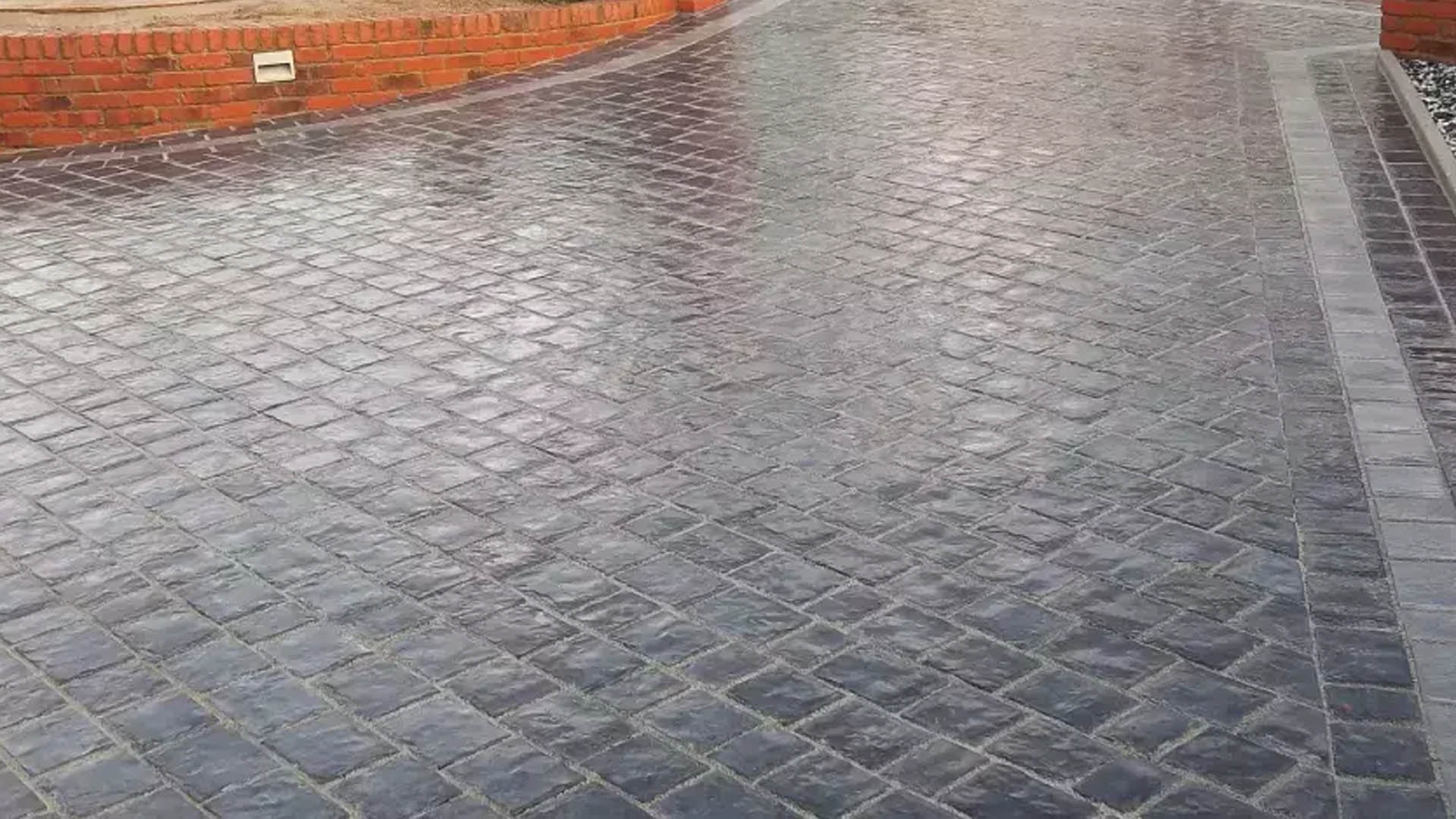 Driveways and Comprehensive Landscaping in Cambridgeshire